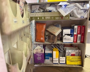 lot 9201 image: First Aid Cabinet