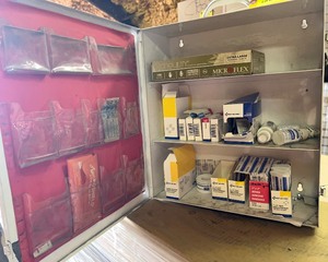 lot 9225 image: First Aid Cabinet