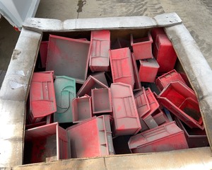 lot 5036 image: Plastic Storage Bins