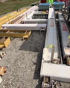 lot 3176 image: 18 Foot Jibs Lifts
