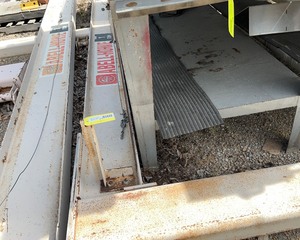 lot 3177 image: 14 Foot Jib Lift