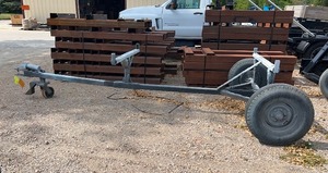 lot 9242 image: Two Wheel Running Gear Cart