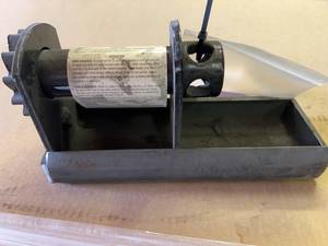 lot 7173 image: Winch Tie Downs
