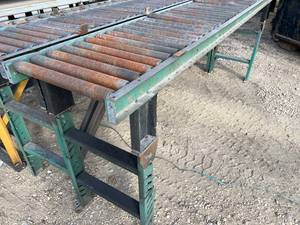 lot 4246 image: Conveyor Roller Stands