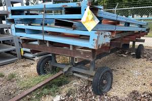 lot 3239 image: Trailer and Cantilever Racks