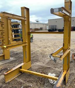 lot 3263 image: 78x99 Cantilever Rack