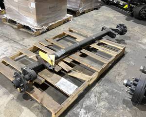 lot 7332 image: One Trailer Axle