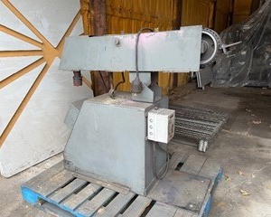 lot 10014 image: Stationary Belt Sander (Britt)