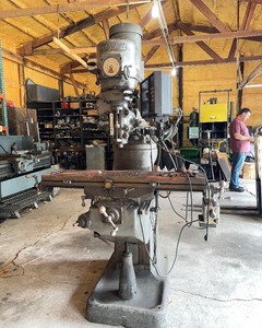 lot 10012 image: Bridgeport Vertical Mill (Britt)