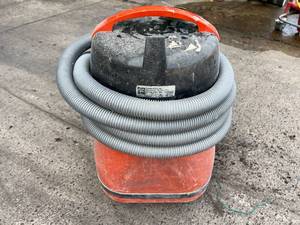 lot 10134 image: Fein Shop Vacuum (Clear Lake)