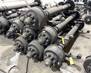 lot 7320 image: One Trailer Axle