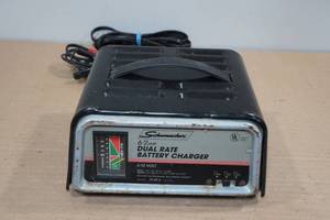 lot 22 image: Schumacher Dual Rate Battery Charger