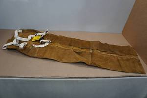 lot 54 image: Black Stalion 48 Long Leather Bib Apron