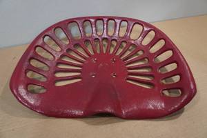 lot 55 image: Antique Cast Iron Tractor Seat