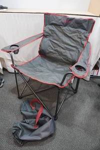 lot 93 image: Guide Gear Folding Camping Chair