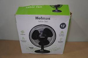 lot 111 image: Holmes 12 Table Fan