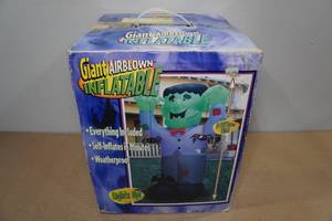 lot 125 image: Giant Airblown Inflatable 8 Frankenstien