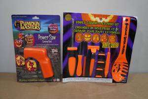 lot 132 image: Pumpkin Power Saw Carving Tool with Carving and Etching Kit