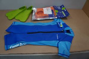 lot 163 image: Cressi Kids Swim Large Wet Suit with 2 Pairs of Fins
