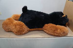 lot 166 image: Oversized Plush Bear