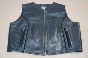 lot 202 image: Flying Bikes Leather Vest -Large
