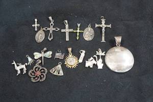 lot 233 image: Assorted Pendants
