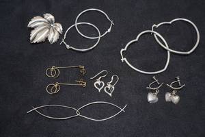 lot 238 image: Assorted Sterling Silver Jewelry