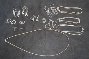 lot 241 image: Assorted Sterling Silver Jewelry