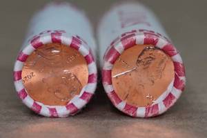lot 250 image: 2 Rolls Uncirculated 2020 Pennies