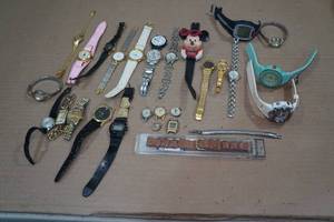 lot 260 image: Assorted Wrist Watches