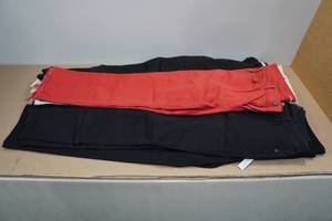 lot 284 image: 9 Pairs of Womens Size 8 JeansDress Pants