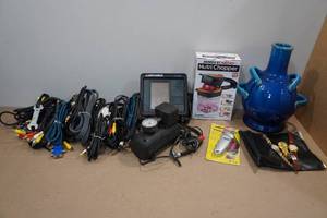 lot 312 image: Assorted Electronics with NutriChopper and Vase