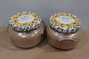 lot 79 image: 2 Tyler Candle Co 22 oz Warm Sugar Cookie Candles