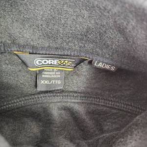 lot 46 image: Lot Of Two Black Fleece Vests Womens XXL And Mens XL Audio Port Easy Care New