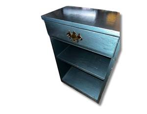 Small Painted Side Table with Drawer Measuring 17.5 x 10.5 x 28
