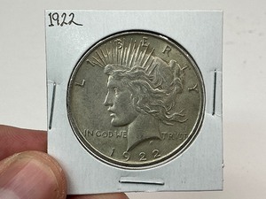 lot 73 image: 1922 Silver Peace Dollar