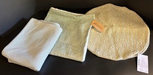 lot 69 image: New Salesman Samples of AVASA Decorators Pillow Covers Coordinating Colors