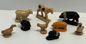 lot 68 image: Vintage Auburn Rubber Farm Animals - Qty 9