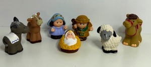 lot 86 image: Vintage FISHER PRICE Little People 8 Piece Nativity Figure Set