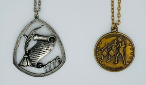 lot 173 image: Two Pendants - Honor the U.S. Declaration of Independence and Bicentennial
