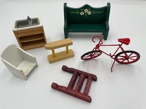 lot 175 image: Doll House Furniture - Silver SINK, Red BIKE & 4 MORE