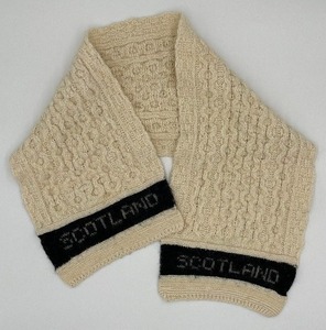 lot 166 image: Wool Scottish Scarf - Aran Weave in Winter White