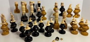 lot 26 image: Vintage Carved Bone CHESS SET Pulpit Style Spanish  Mexican Painted Faces