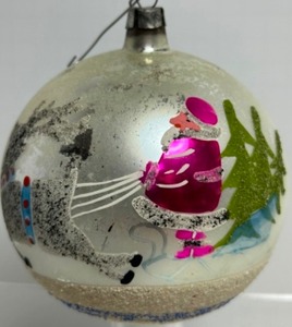 lot 110 image: Vintage Blown Glass Mica Pictured Pink SANTA SLEIGH Christmas Ornament