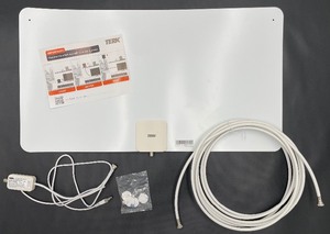 lot 194 image: TERK Antenna - NEW XL Amplified HDTV Antenna - #1 (two available)  openunused