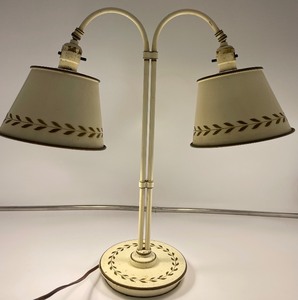 lot 200 image: Vintage Toleware Table Lamp with Two Metal Shades