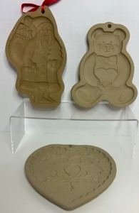 lot 217 image: Vintage 90s PAMPERED CHEF & Brown Bag Old Time COOKIE MOLDS - Qty 3