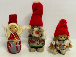 lot 238 image: Vintage HOLLBOLL Denmark Handcrafted Wooden Folk Art Holiday Figures - Qty 3