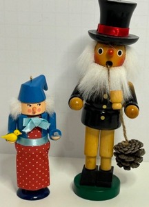 lot 239 image: Vintage WOODEN Folk Art Figures including a Smoker and a Mock Nutcracker Christmas Ornament - Qty 2