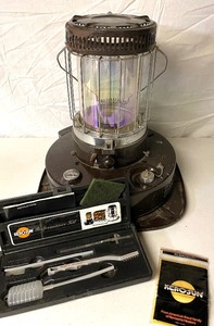 lot 191 image: Kerosene Moonlighter Portable Heater with Performance Tool Kit